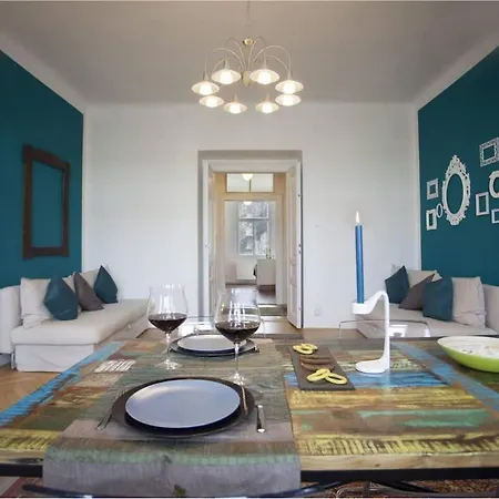 Stunning Riverview Apartman Prága