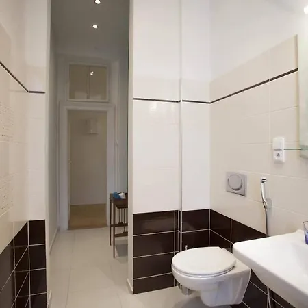 Apartment Stunning Riverview Prag